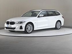Käytetty 2022 BMW 330e Farmari | 31 500 € (Perustarjous)