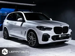 Käytetty 2021 BMW X5 Comfort Edition Katumaasturi | 59 880 € (Hieman kallis)