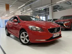 Käytetty 2013 Volvo V40 Kinetic Farmari | 8 890 € (Perustarjous)