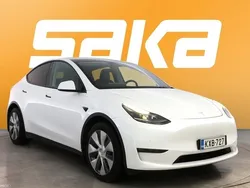Valkoinen Käytetty 2022 Tesla Model Y Long Range Katumaasturi | 31 700 € (Hyvä tarjous)