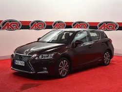 Ruskea Käytetty 2020 Lexus CT200h Executive Line Viistoperä | 23 900 € (Hieman kallis)