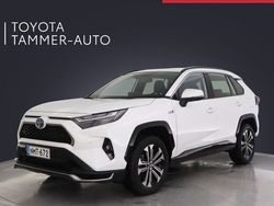 Valkoinen Käytetty 2022 Toyota RAV4 Active Katumaasturi | 39 880 € (Perustarjous)