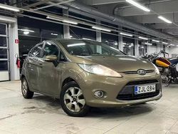 Käytetty 2012 Ford Fiesta Titanium Viistoperä | 2 990 € (Perustarjous)