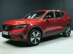 Käytetty 2024 Volvo XC40 Plus Katumaasturi | 39 400 € (Perustarjous)