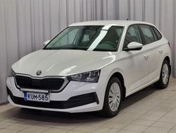 Valkoinen Käytetty 2021 Skoda Scala Active Viistoperä | 11 900 € (Perustarjous)