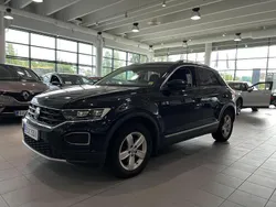 Käytetty 2020 VW T-Roc Sport Katumaasturi | 21 990 € (Perustarjous)