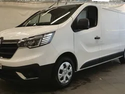 Valkoinen Käytetty 2022 Renault Trafic Van | 24 900 € (Supertarjous)