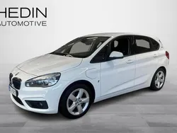 Valkoinen Käytetty 2016 BMW 225 Active Tourer Comfort Edition Tila-auto | 10 390 € (Perustarjous)