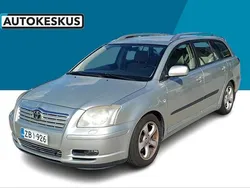 Hopea Käytetty 2005 Toyota Avensis Farmari | 3 490 € (Supertarjous)