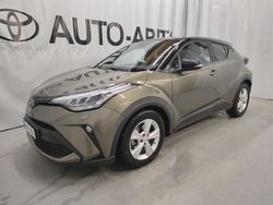 Met. ruskea (beige) Käytetty 2022 Toyota C-HR Edition Katumaasturi | 27 900 € (Perustarjous)
