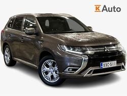 Käytetty 2019 Mitsubishi Outlander P-HEV Instyle Katumaasturi | 23 900 € (Hieman kallis)