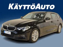 Musta Käytetty 2020 BMW 330e Sport Line Farmari | 24 900 € (Hyvä tarjous)