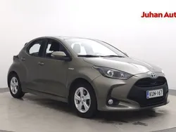 Ruskea (beige) Käytetty 2021 Toyota Yaris Viistoperä | 18 990 € (Perustarjous)