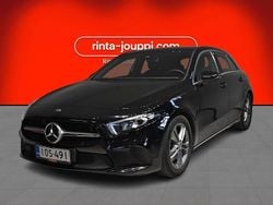 Musta Käytetty 2020 Mercedes A180 Business Viistoperä | 23 470 € (Perustarjous)