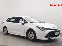 Valkoinen Käytetty 2020 Toyota Corolla Farmari | 17 990 € (Hyvä tarjous)