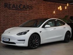 Käytetty 2021 Tesla Model 3 Performance Sedan | 31 900 € (Perustarjous)