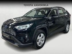 Musta Käytetty 2024 Toyota RAV4 Edition Katumaasturi | 39 500 € (Hyvä tarjous)