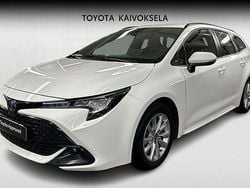 Valkoinen Käytetty 2024 Toyota Corolla Active Farmari | 28 490 € (Perustarjous)
