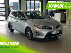 Hopea / harmaa Käytetty 2015 Toyota Auris Touring Sports Active Farmari | 12 900 € (Perustarjous)