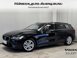 Musta Käytetty 2022 Volvo V60 Business Edition Farmari | 32 900 € (Hieman kallis)