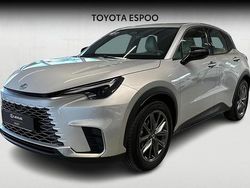 Käytetty 2024 Lexus LBX Launch Edition Katumaasturi | 35 990 € (Perustarjous)