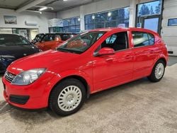 Punainen Käytetty 2006 Opel Astra Enjoy Viistoperä | 3 900 € (Hieman kallis)