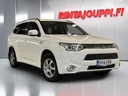 Valkoinen Käytetty 2014 Mitsubishi Outlander P-HEV Instyle Farmari | 9 800 € (Supertarjous)