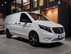 Valkoinen Käytetty 2022 Mercedes e-Vito Tila-auto | 41 900 €