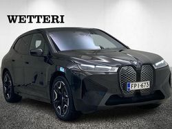 Harmaa Käytetty 2022 BMW iX Katumaasturi | 59 900 € (Perustarjous)