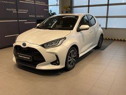 Valkoinen Käytetty 2022 Toyota Yaris Plus Viistoperä | 24 400 €