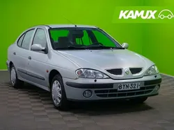 Käytetty 2000 Renault Mégane Sedan | 1 890 €