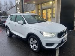 Valkoinen Käytetty 2019 Volvo XC40 Business Edition Katumaasturi | 23 790 € (Perustarjous)