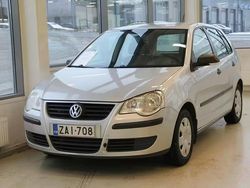 Valkoinen Käytetty 2005 VW Polo Comfortline Viistoperä | 2 490 €