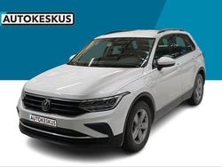 Valkoinen Käytetty 2023 VW Tiguan Comfortline Katumaasturi | 33 900 € (Hieman kallis)