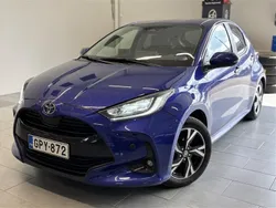 Sininen Käytetty 2024 Toyota Yaris Hybrid Edition Viistoperä | 24 660 € (Hieman kallis)