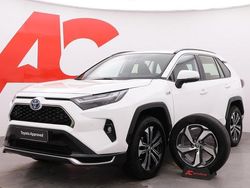 Valkoinen Käytetty 2023 Toyota RAV4 Hybrid Active Katumaasturi | 46 590 € (Hieman kallis)