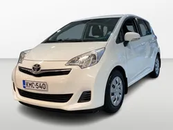 Valkoinen Käytetty 2012 Toyota Verso-S Sol Tila-auto | 10 550 € (Perustarjous)