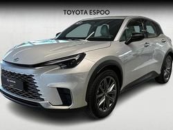 Käytetty 2024 Lexus LBX Launch Edition Katumaasturi | 37 990 €