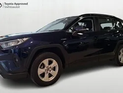 Sininen Käytetty 2019 Toyota RAV4 Active Katumaasturi | 29 890 € (Perustarjous)
