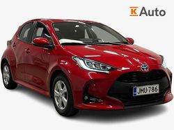 Käytetty 2022 Toyota Yaris Hybrid Style Viistoperä | 23 960 € (Hieman kallis)