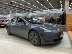Käytetty 2020 Tesla Model 3 Long Range Sedan | 23 490 € (Perustarjous)