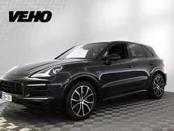 Musta Käytetty 2020 Porsche Cayenne Sport Katumaasturi | 59 900 €