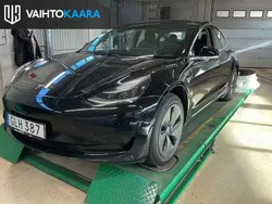 Käytetty 2020 Tesla Model 3 Standard Range Plus Sedan | 22 900 € (Hieman kallis)