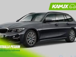 Hopea / harmaa Käytetty 2022 BMW 330e M Sport Farmari | 31 440 € (Perustarjous)