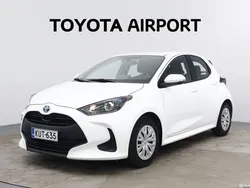Valkoinen Käytetty 2022 Toyota Yaris Active Viistoperä | 19 990 € (Perustarjous)