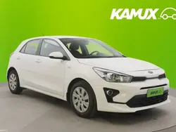 Valkoinen Käytetty 2021 Kia Rio LX Sedan | 8 700 € (Perustarjous)