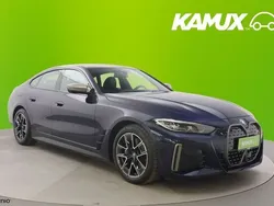 Sininen Käytetty 2022 BMW i4 Comfort Edition Sedan | 46 900 € (Supertarjous)