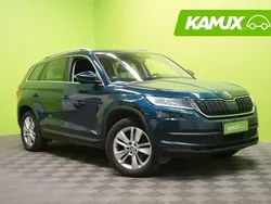 Sininen Käytetty 2017 Skoda Kodiaq Ambition Katumaasturi | 16 590 € (Kallis)