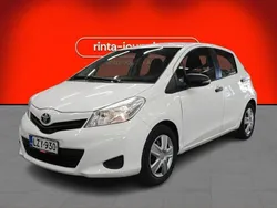 Valkoinen Käytetty 2012 Toyota Yaris Terra Viistoperä | 7 890 € (Perustarjous)