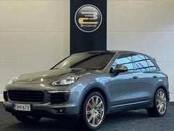 Harmaa Käytetty 2015 Porsche Cayenne S E-Hybrid Katumaasturi | 24 700 €